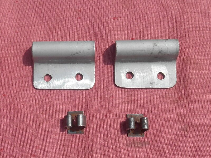 Land Rover Series 2/2a Wire Grill Mounting Hooks